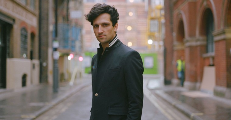 Hør Francis and the Lights’ nye single ‘See Her Out’ – lavet med Bon Ivers Justin Vernon