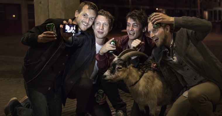 Lyt til Soundvenue Filmcast: Københavnerungdom i ’I blodet’ og en alt for udbredt komedieserietendens