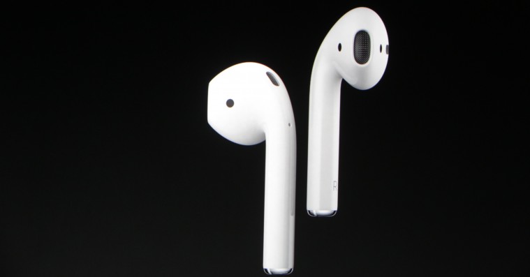 Internet-reaktioner: Apples trådløse AirPods bliver haglet ned online