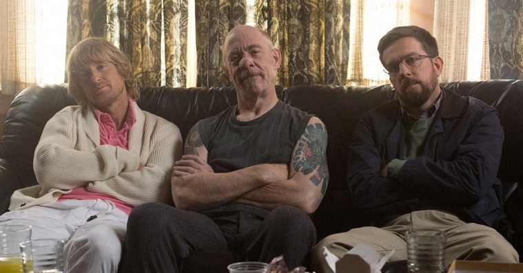 Se Ed Helms og Owen Wilson opspore deres biologiske far i traileren til komedien ‘Bastards’