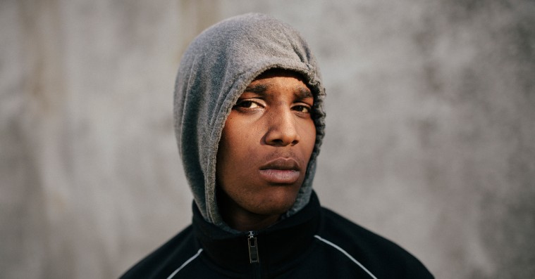 Jamaika sender fanhilsen fra fængslet: »Jeg taler til jer fra en isolationsboks«