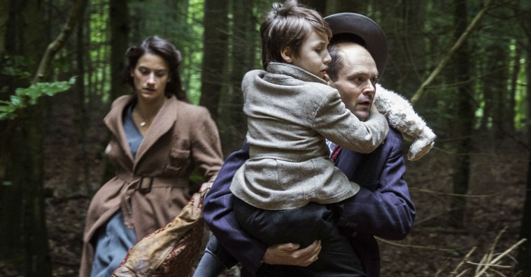 ’Fuglene over sundet’: David Dencik og Danica Curcic er intense i nuanceret andenverdenskrigsfilm