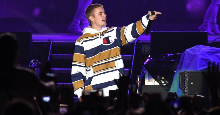 Justin Bieber fortsætter sin merchandise-dominans i 2017 – se hans nye kollektion