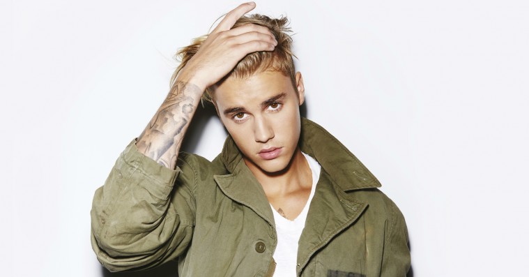 Vi genbesøger 10 megahits, der har defineret årtiets popmusik – holder de stadig i dag?