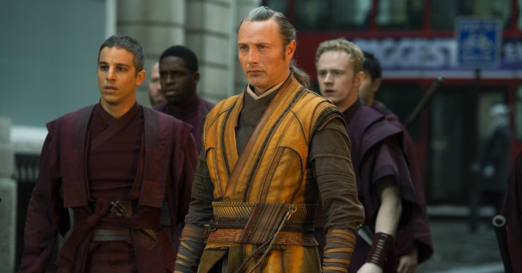 De internationale anmeldere fælder dom over Mads Mikkelsens rolle i ‘Doctor Strange’