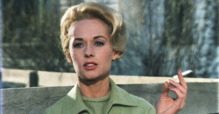 Skuespillerstjernen fra ’Fuglene’ taler ud om Hitchcocks sexovergreb