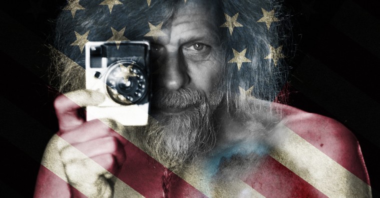 ’Jacob Holdt: Mit liv i billeder’: Rørende, irriterende og underholdende film om fotograflegenden