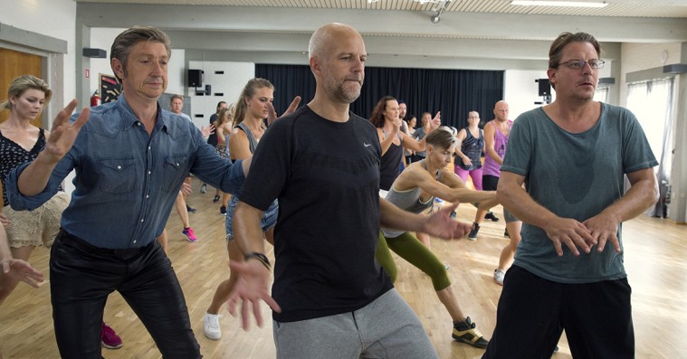 ’Klassefesten 3: Dåben’: Lortejokes i en lind og liderlig strøm