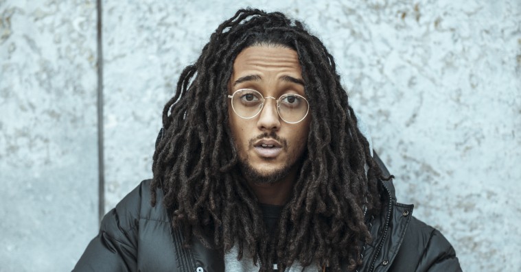 Benny Jamz og Gilli rap-crooner på den varmblodede ‘Allesammen alene’ – hør den her