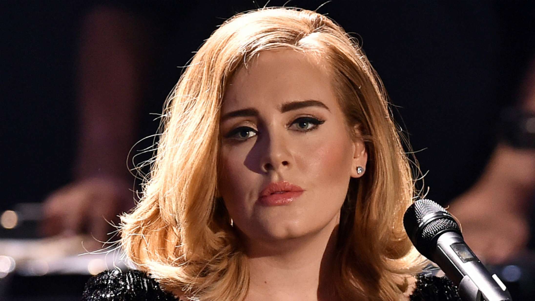 Adele udgiver nyt album til efteråret