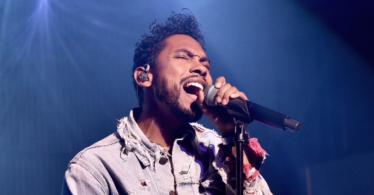 Hør Miguels spanske cover af Beyoncés ‘Crazy in Love’ i trailer til ‘Fifty Shades Darker’