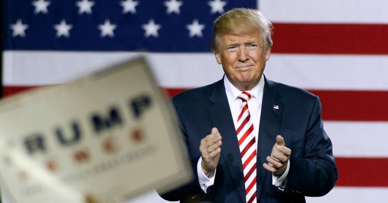 ’Michael Moore i TrumpLand’: Provokatøren falder tilbage i gamle vaner