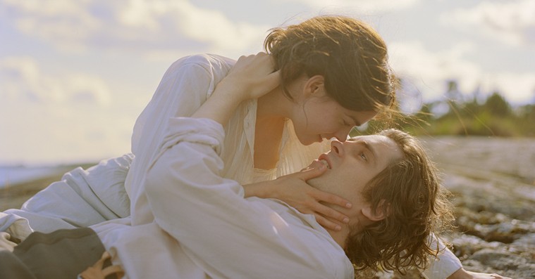 ’Den alvorsfulde leg’: Pernilla August og Lone Scherfig står bag opslugende romance