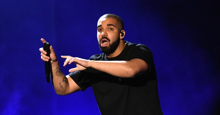Drake vækker Aaliyah til live på lækket track – hør ‘Talk Is Cheap’