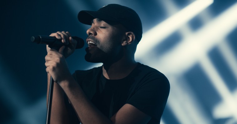 Ung dansk popkunstner har produceret Hans Philips nye solosingle