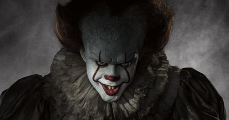Nervepirrende, nyt billede fra ‘It’ viser klovnen Pennywise i sit rette element