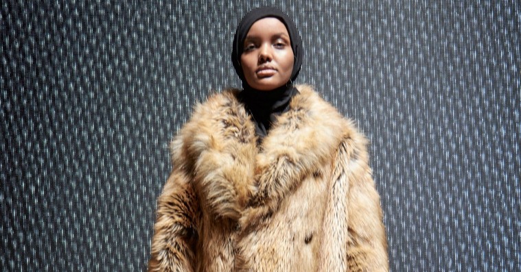 Få styr på hijabklædte Halima Aden, der stjal ‘Yeezy Season 5’-showet