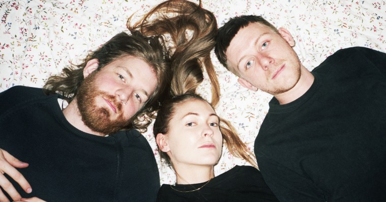 ’Hints’: Chinahs anden ep er et sørgmuntert forårssoundtrack