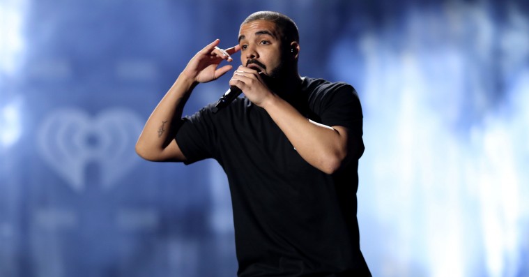 Drake deler to numre fra nyt hemmeligt projekt