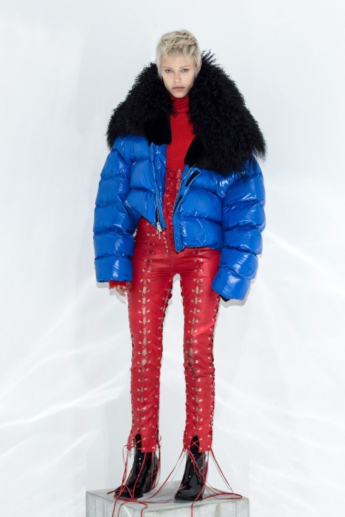 Foto5-unravel-rtw-fall-2017_Vogue