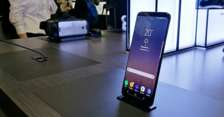 Med Galaxy S8 har Samsung sat barren højt – men spænder samtidig ben for sig selv