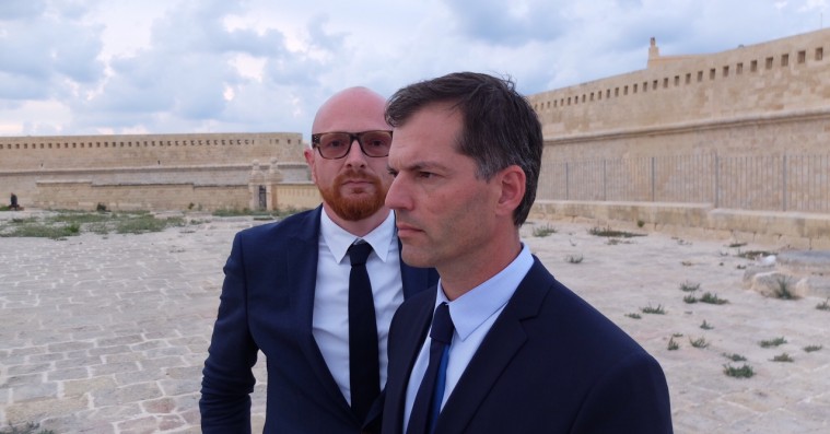 Journalist fra Brügger/Bertelsen-film dræbt i bilbombe