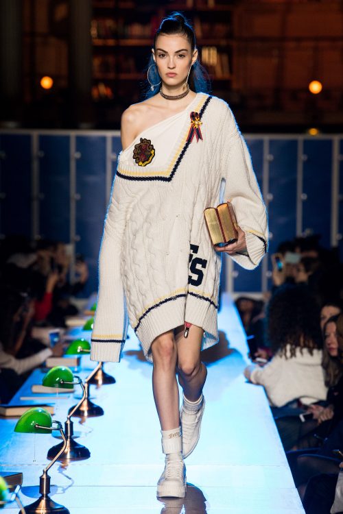 Fra Rihannas AW17-catwalkshow i Paris