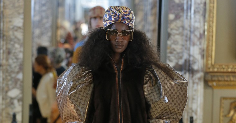 Gucci vender kopikulturen på hovedet – stjæler fra kopister