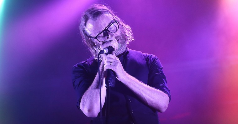 The National er tilbage med storslået nummer og video ‘The System Only Dreams in Total Darkness’