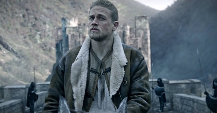 ’Kong Arthur’: Guy Ritchies nyfortolkning er et hæsblæsende joyride