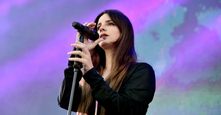 Lana Del Rey annoncerer album ’Norman Fucking Rockwell’ med blændende ny single: ’Venice Bitch’