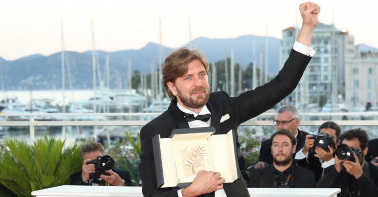 ’The Square’ er et modigt og selvironisk Guldpalmevalg – med et hår i suppen for Claes Bang