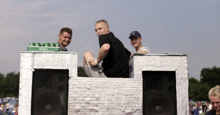 Roskilde Festival skyder årets opvarmningsdage i gang med vikingefest i Camping East