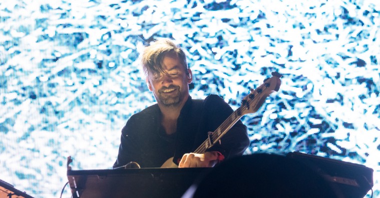 Roskilde Festival: Bonobo omdannede sit introverte univers til festivalformat