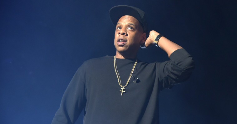 Se Jay-Z rappe over Drakes ‘Know Yourself’ på scenen i Toronto