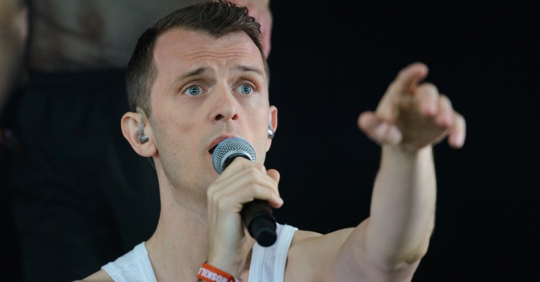 Nils Bech på Roskilde Festival: En forglemmelig genfortælling af sæson 3 af ‘Skam’