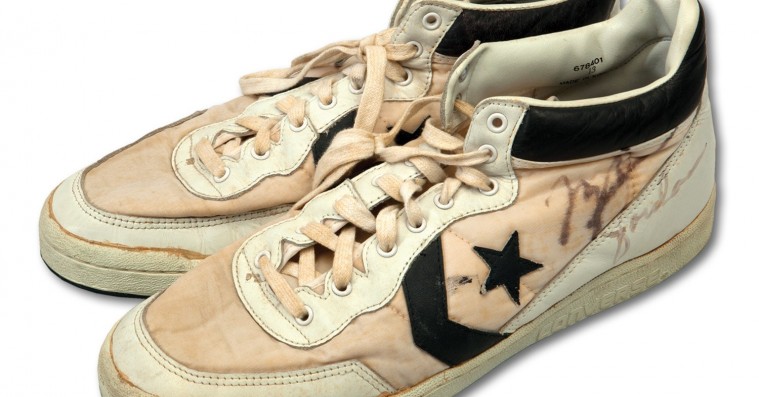 En eller anden har betalt 1,25 millioner kroner for Michael Jordans gamle sneakers