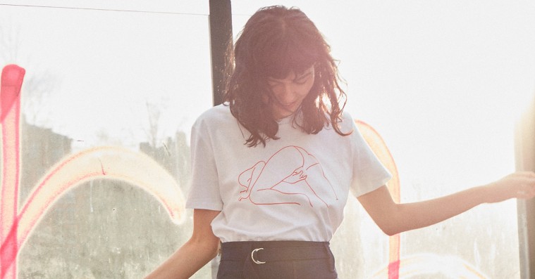 »Feminisme er ikke en catwalktrend«, siger den svenske designer Ida Klamborn