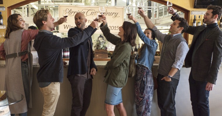 ‘Friends From College’: Der er ikke meget at grine af i Netflix-maveplasker med Keegan-Michael Key