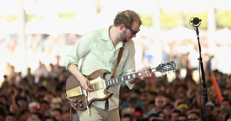 Justin Vernon og venner danner Bill Withers-coverband på festival – se Vernon synge ‘Ain’t No Sunshine’