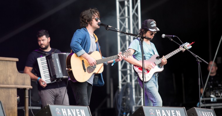 Conor Oberst åbnede Haven Festival med hyggelig eftermiddagsseance