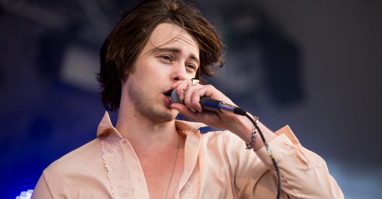 Hør ugens 10 bedste nye sange: Iceage-comeback, Frank Ocean-cover og flabede Brooklyn-bars