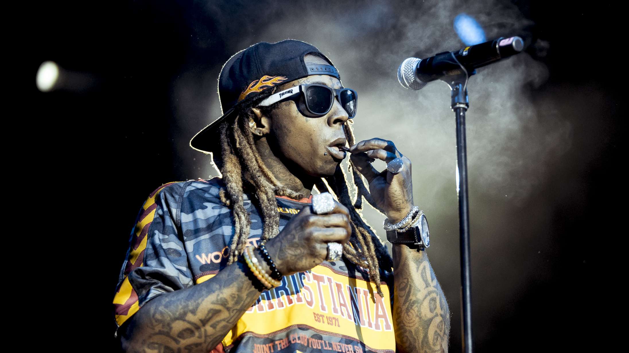 Lil Wayne hev Birdman og Nicki Minaj på scenen til jubilæumskoncert – se videoerne