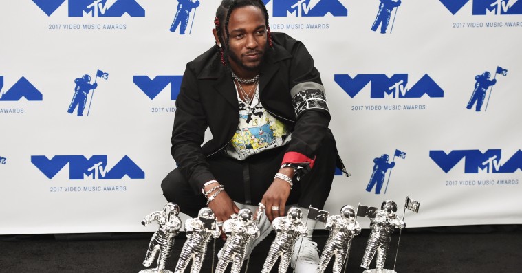 Se alle vinderne fra nattens MTV Video Music Awards – Kendrick Lamar hædret og snydt