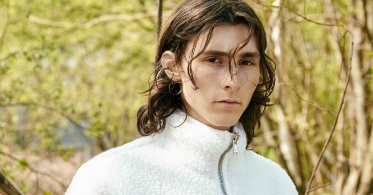 Fleece får stort comeback – ni stærke eksempler der fortolker camping-looket