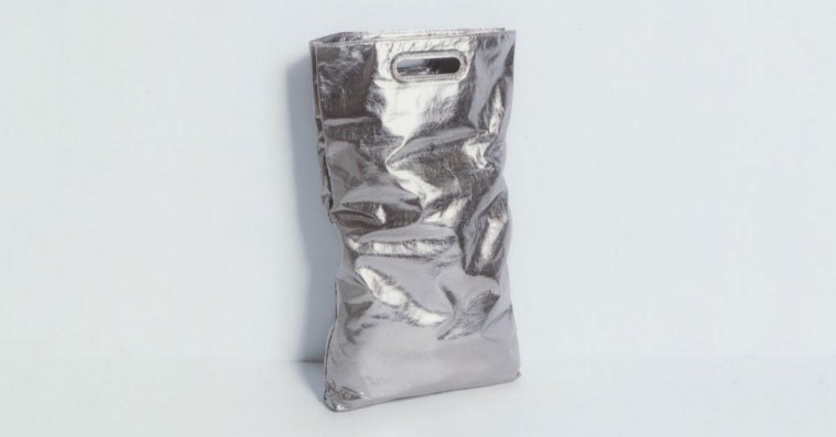 Først Balenciaga, nu Helmut Lang – laver ‘plastikpose’ til 2.850 kroner