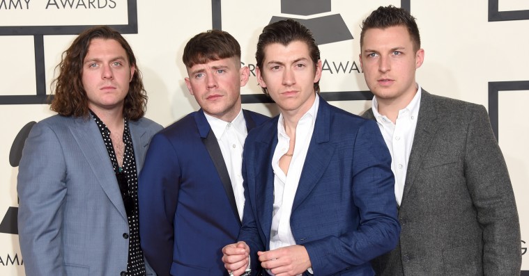 Arctic Monkeys’ næste album starter med en linje om The Strokes