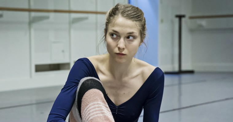 Hold øje med Astrid Elbo: Balletdanser i verdensklasse debuterer på filmlærredet