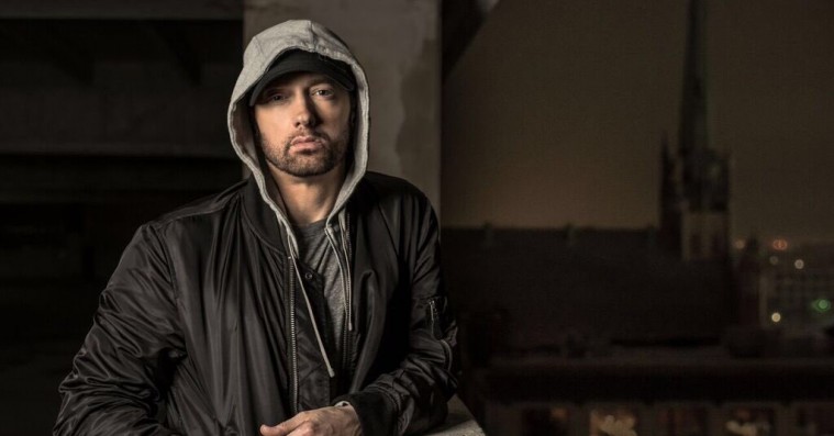 Rap-kollegerne hylder Eminem for hans Trump-dissende freestyle-comeback