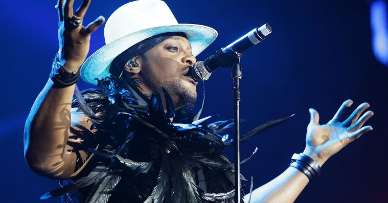 R’n’b-kongen D’Angelo giver koncert i København